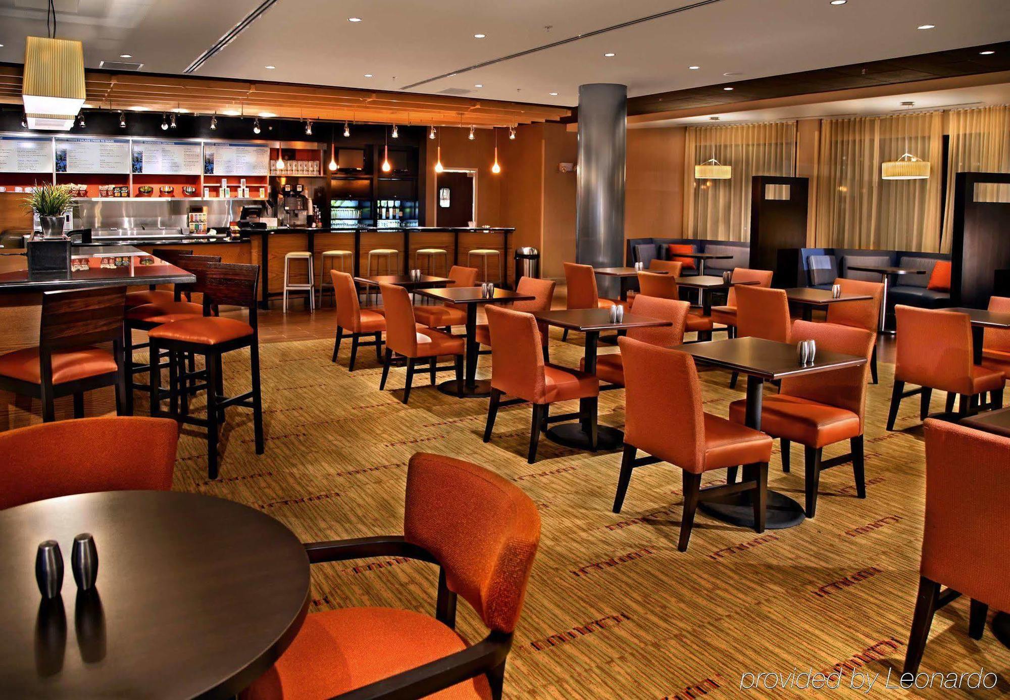 Отель Courtyard By Marriott Стюарт Экстерьер фото