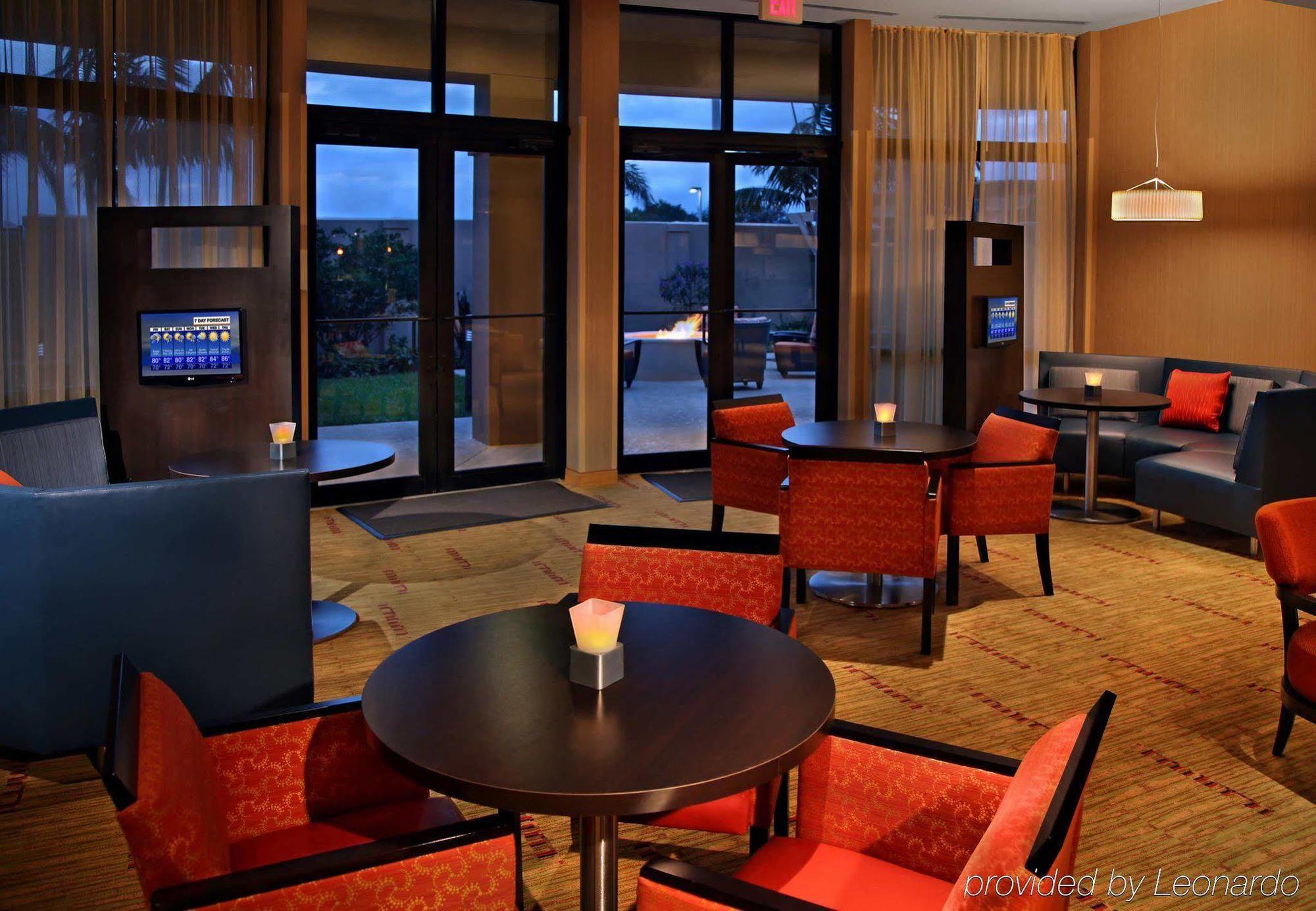 Отель Courtyard By Marriott Стюарт Экстерьер фото