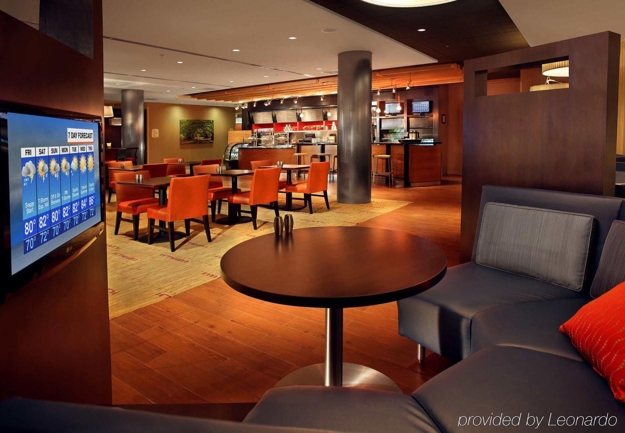 Отель Courtyard By Marriott Стюарт Экстерьер фото